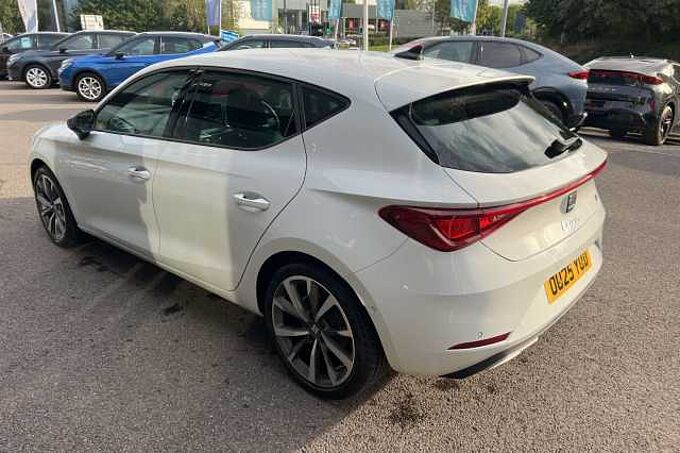 SEAT Leon 1.5 eTSI (150ps) FR Sport DSG
