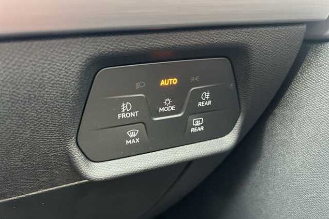 SEAT Leon 1.5 eTSI (150ps) FR Sport DSG